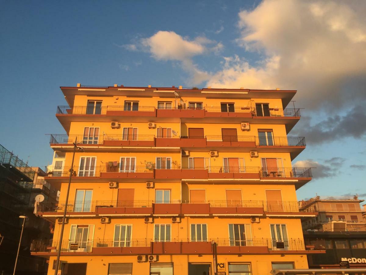 On The Beach Sea-View&Kitchen In Room Salerno Exterior photo