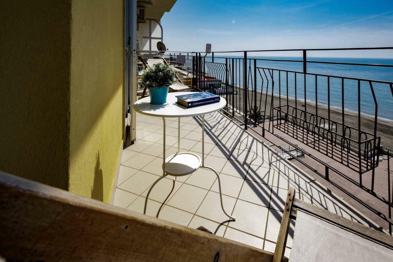 On The Beach Sea-View&Kitchen In Room Salerno Exterior photo